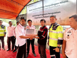 Pemkab Luwu dan PT Masmindo Dwi Area Serahkan Fasilitas Pengolahan Nilam ke Koperasi Desa Bonelemo