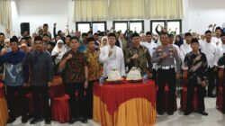 Pj Sekda Luwu Lepas Rombongan MTQ ke Maros: Jaga Sportivitas dan Nama Baik Daerah